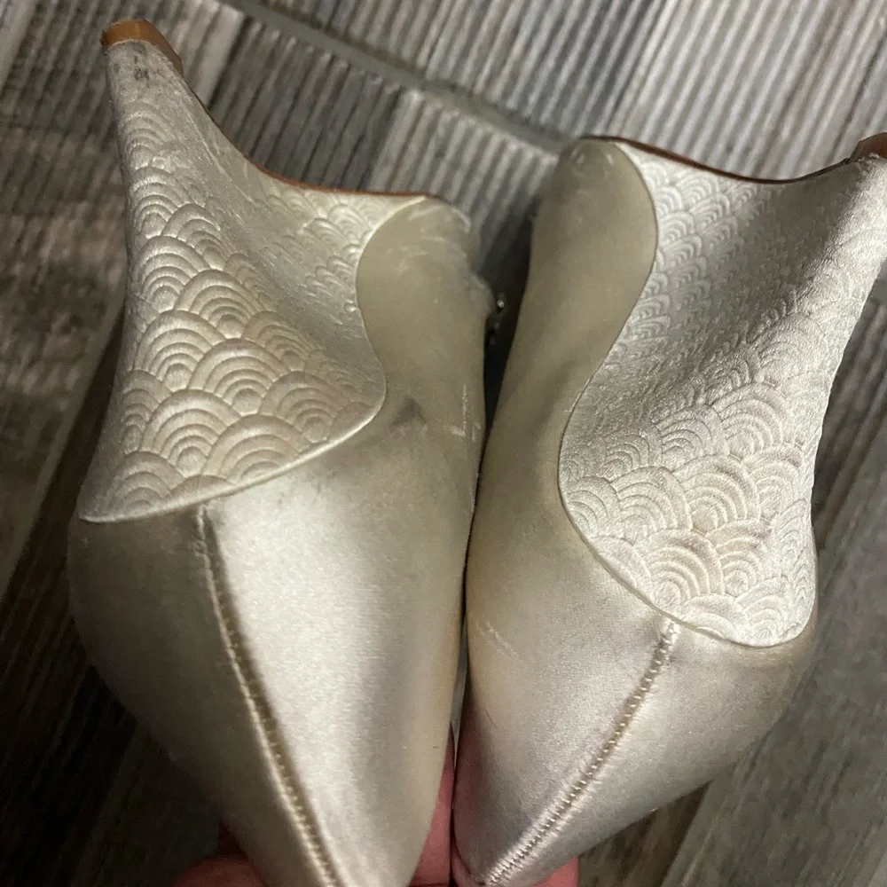 Badgley Mischka Dara Evening Wedges